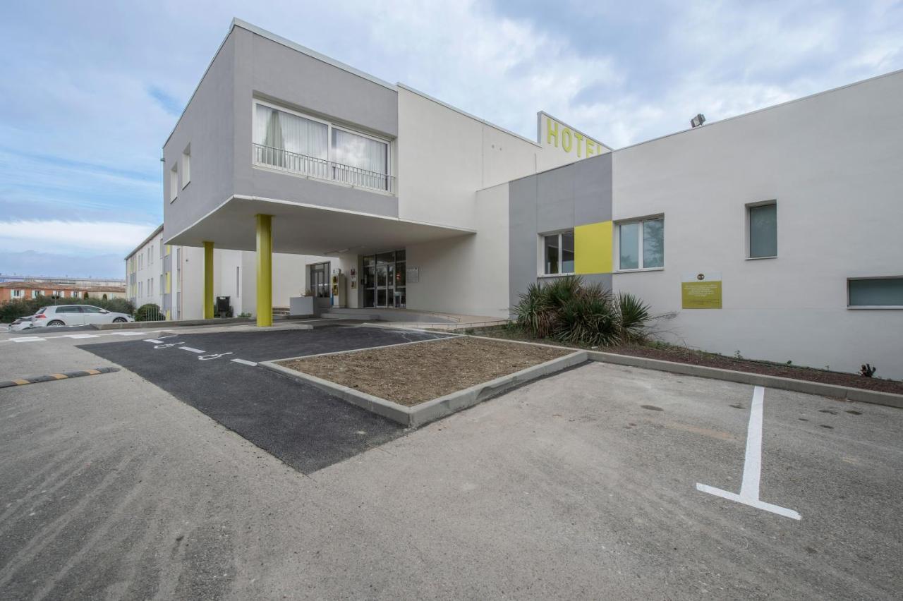 B&B Hôtel ORANGE - Échangeur A7 A9 Orange (Vaucluse) Exterior foto